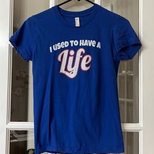 Hockey mom T. New never worn. Size Medium